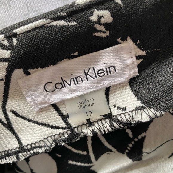 Calvin Klein Flower Print Dress - Picture 2 of 3